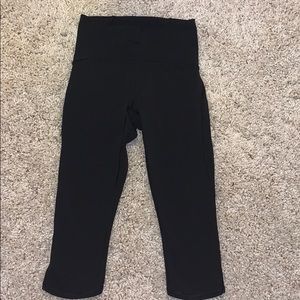 lululemon black leggings!